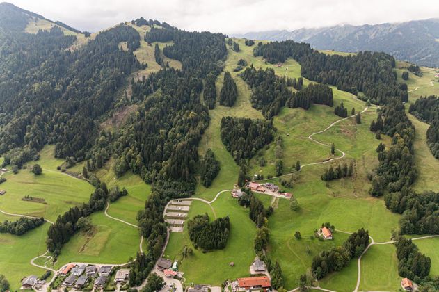 Parkplätze am Fuß des Wandergebietes am Ofterschwanger Horn